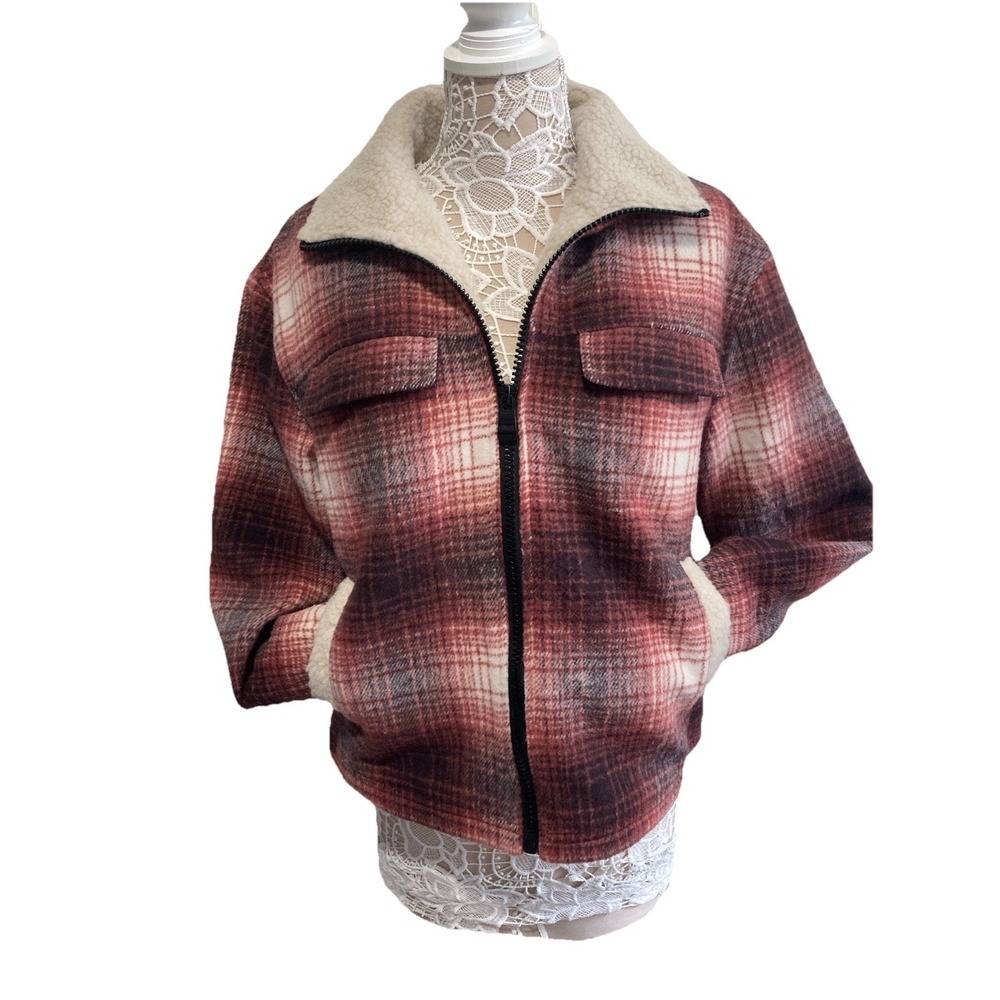 Threadgut Sherpa Lined Plaid Jacket Womens Medium Pink Burgundy Full Zip Shacket